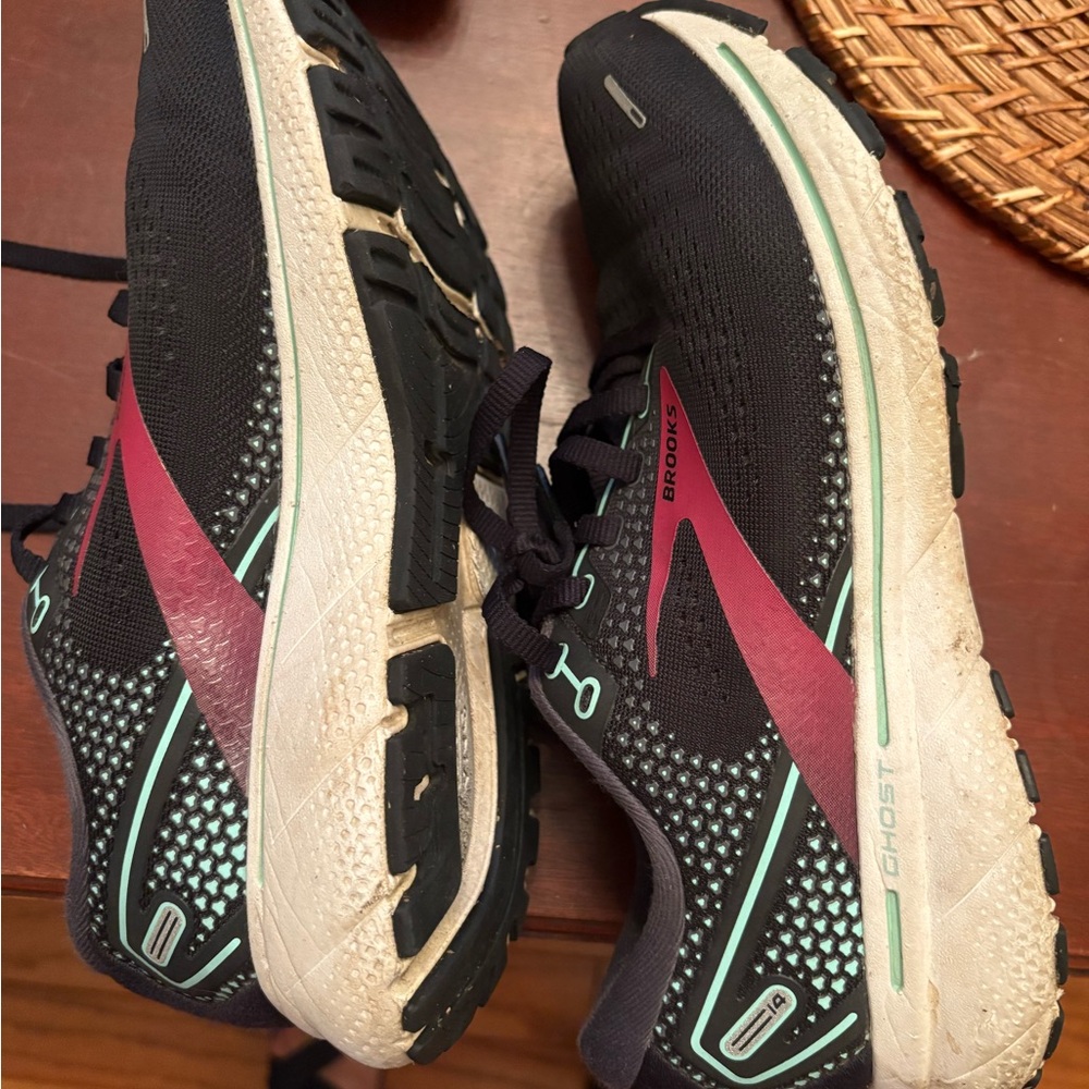 Brooks Black and Pink Athletic Shoes with Breathable Mesh